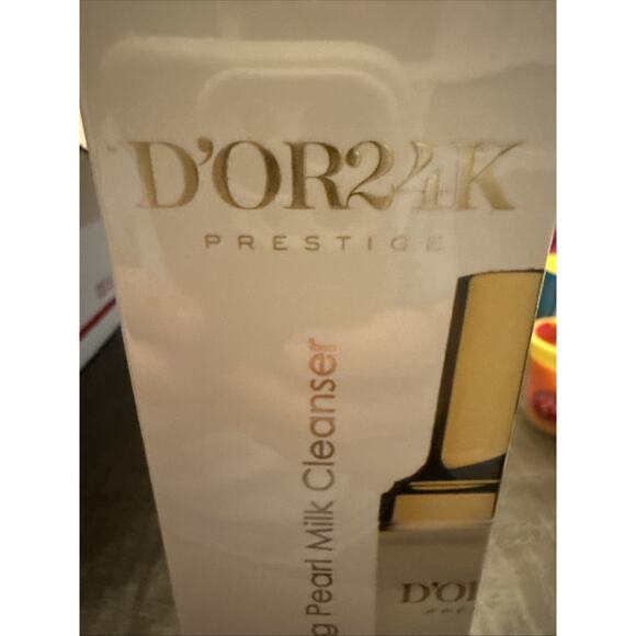 D'or 24k Exfoliating Pearl Milk Clenser New Sealed In Box 4 Fl. Oz. Exp 4/28 - Picture 2 of 5